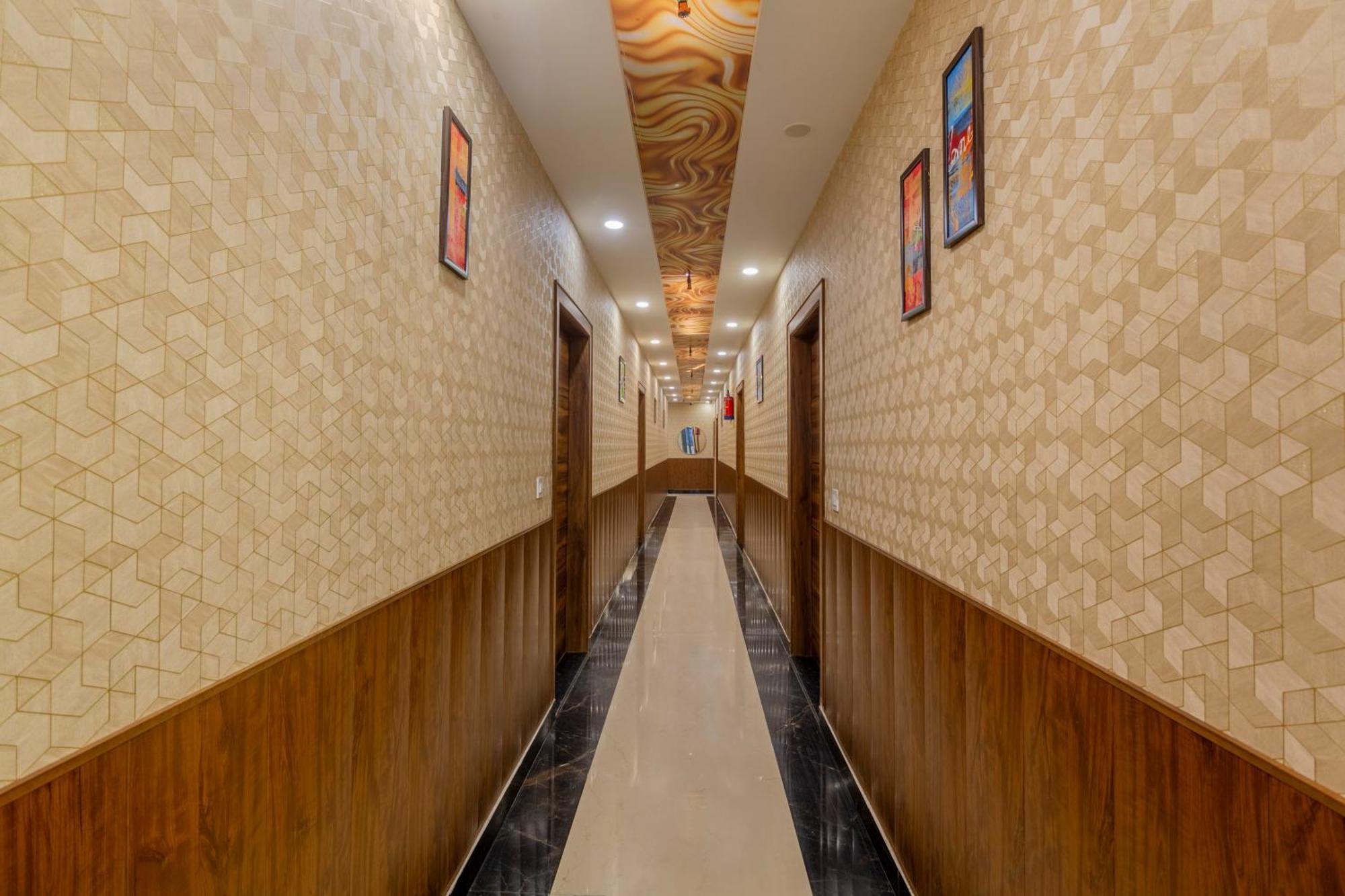 Shree Jee Hotel - Nit Faridabad Zewnętrze zdjęcie
