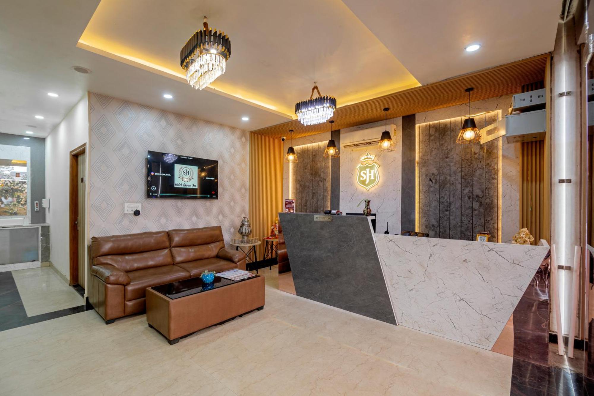 Shree Jee Hotel - Nit Faridabad Zewnętrze zdjęcie
