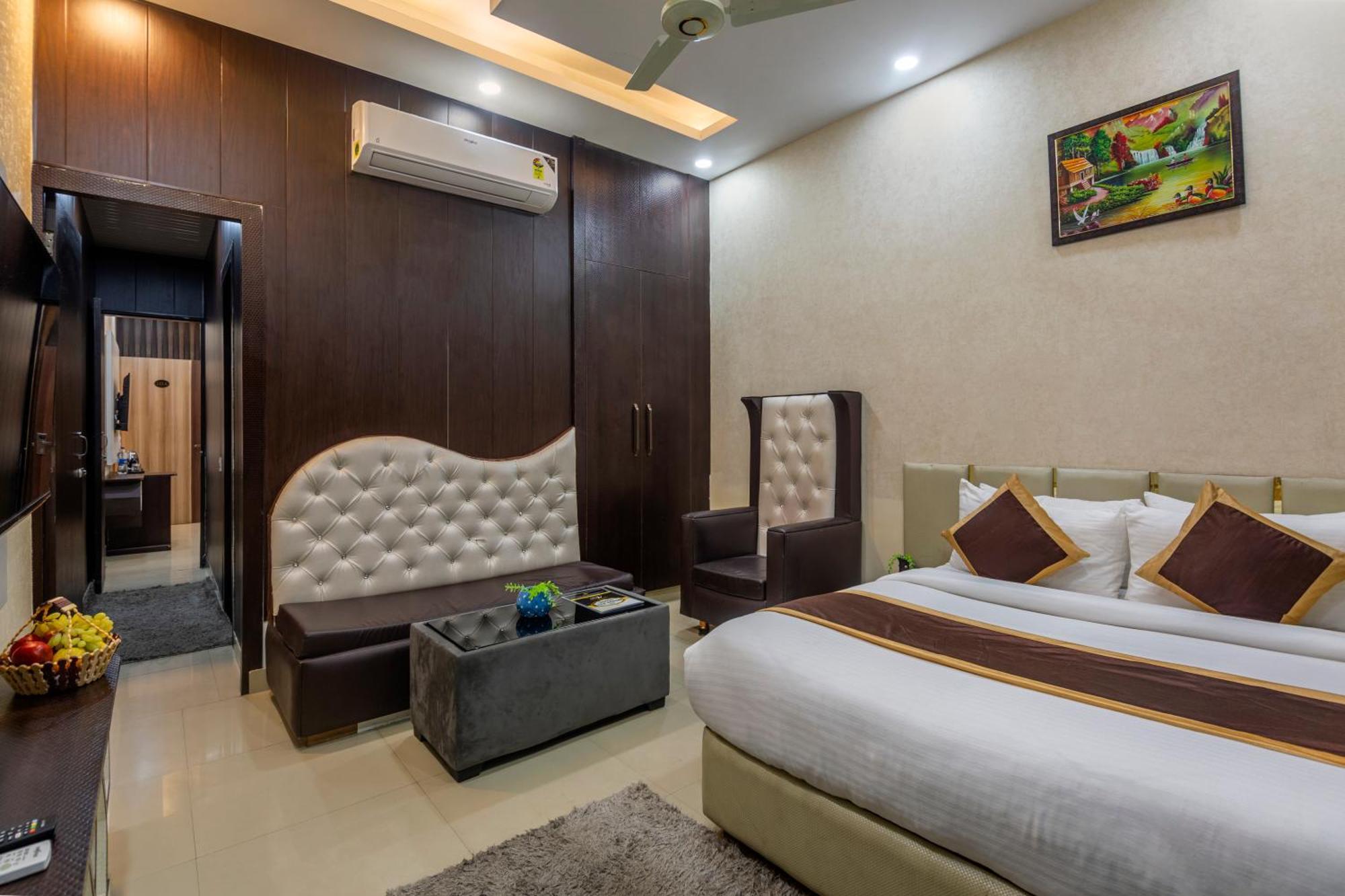 Shree Jee Hotel - Nit Faridabad Zewnętrze zdjęcie