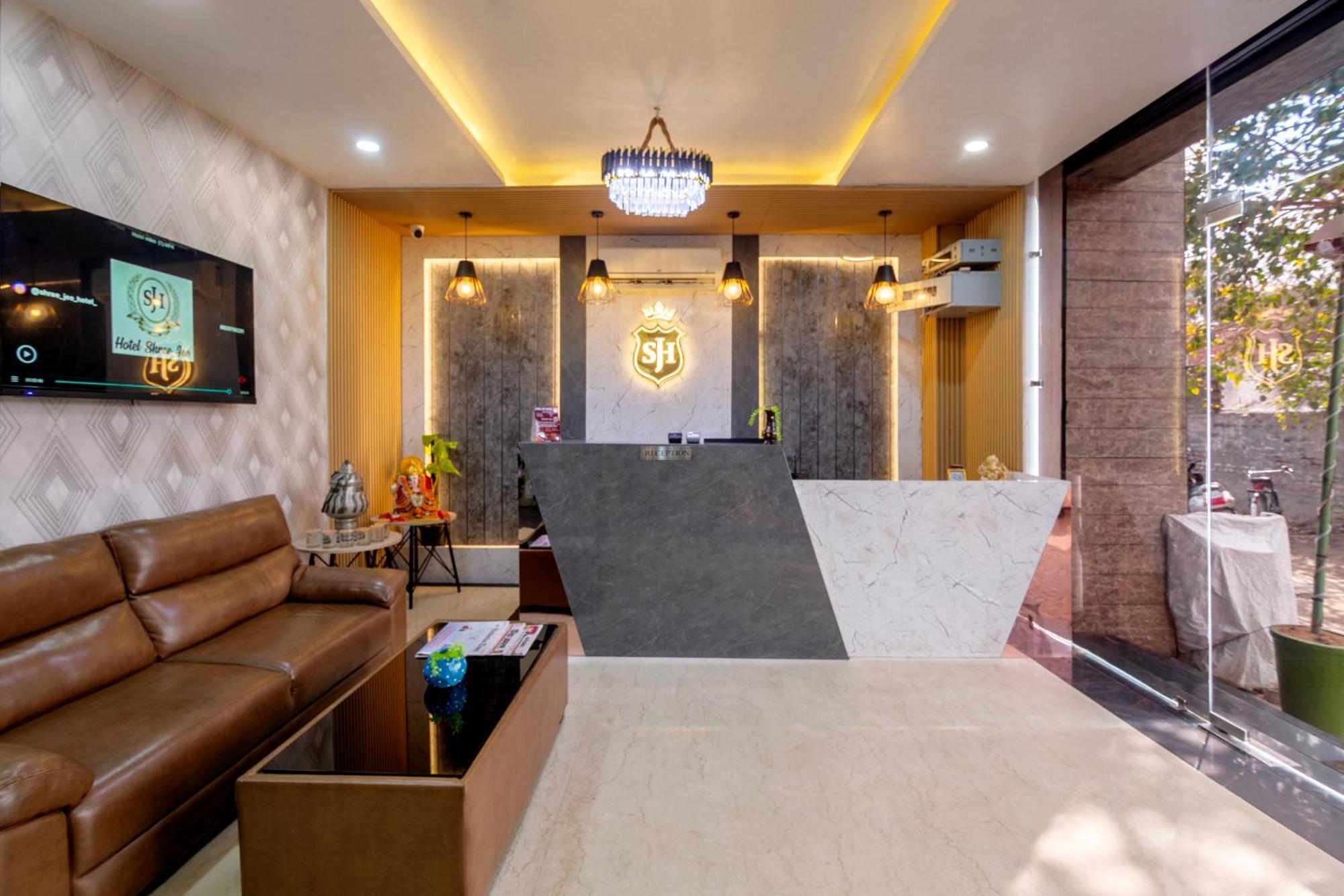 Shree Jee Hotel - Nit Faridabad Zewnętrze zdjęcie